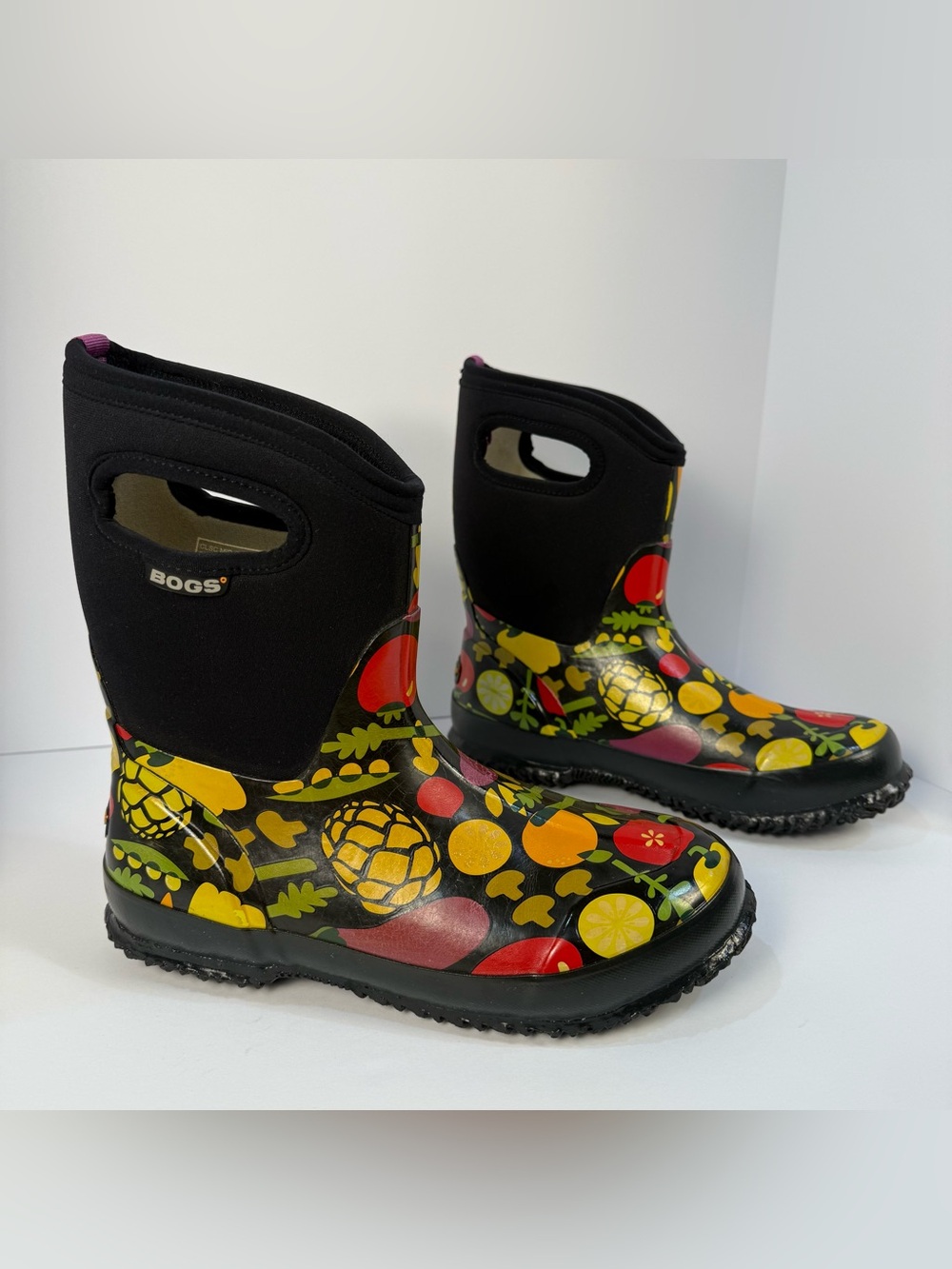 BOGS Waterproof Rain / Garden Boots Fruit and Veggie Print